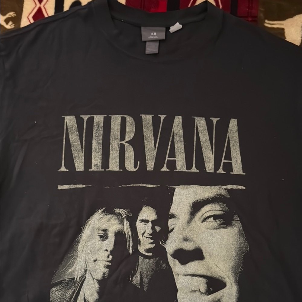 Nirvana Black vintaged